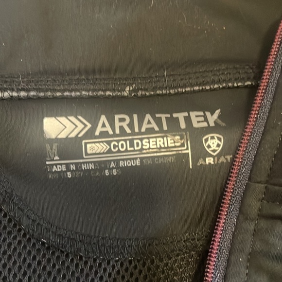 Ariat Cold Series 1/4 zip size medium - black and grey - Picture 3 of 11